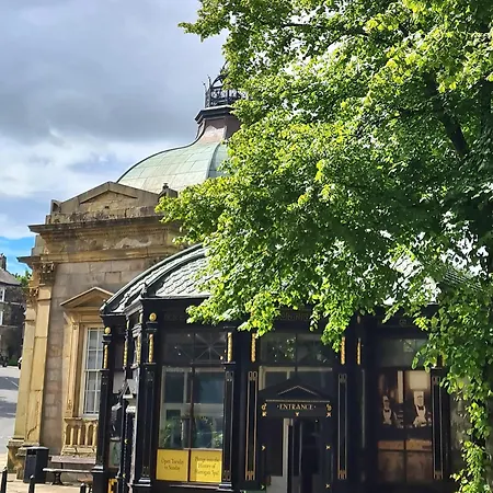 York Place F1 דירה *